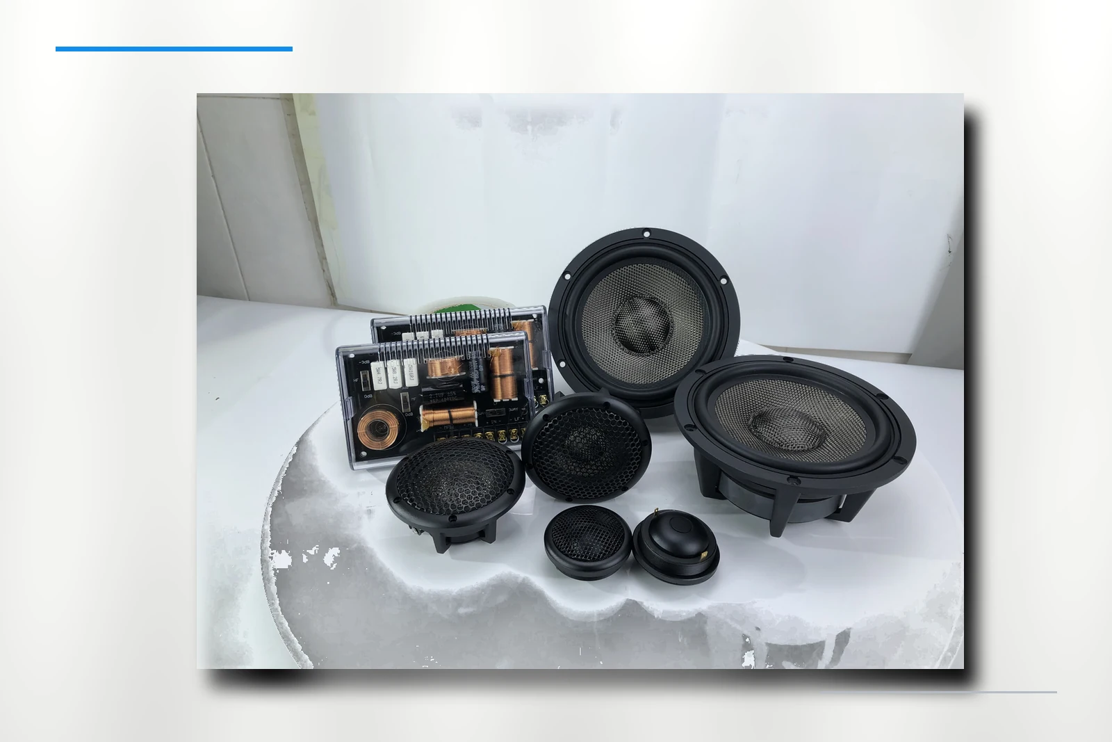 ZM-X65C-3W tweeter detail on platinum background